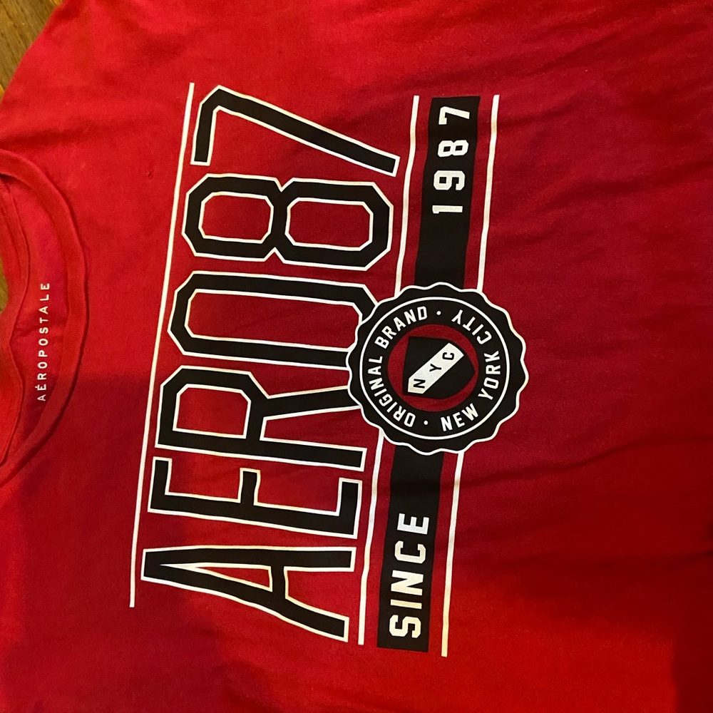 red Aeropostale shirt size XL